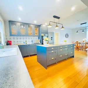 Homestay From - Iona - Private Members Club, Edinburgh