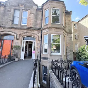 Konukevi Allison House 16, Edinburgh