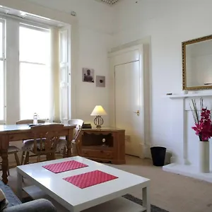 Grindlay Street Residence, 2 Bedroom, 2 Bathroom Close To Castle Edimburgo